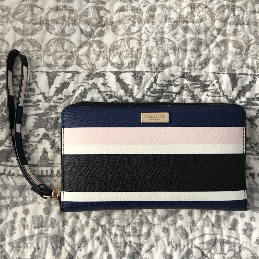 Kate Spade wristlet